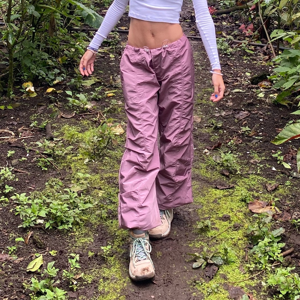 I am Gia parachute pants